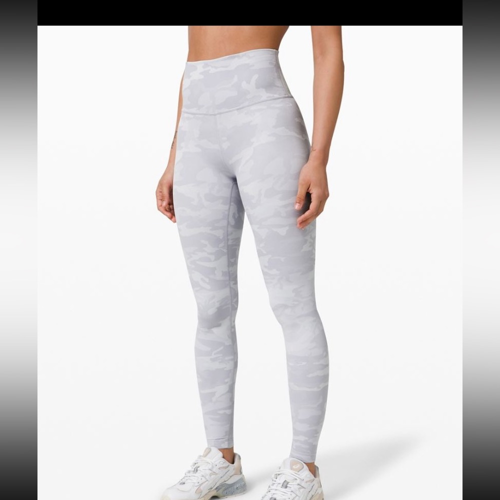 White camo leggings